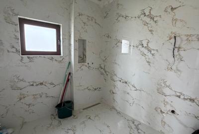Casă cu 5 camere cu Canalizare în Central - 6
