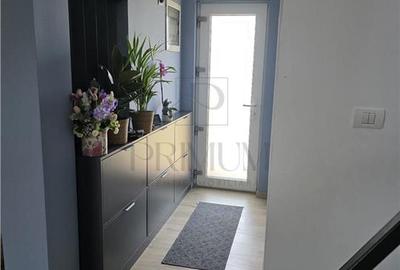 Duplex cu 4 camere cu Canalizare în Moșnița Veche - 1