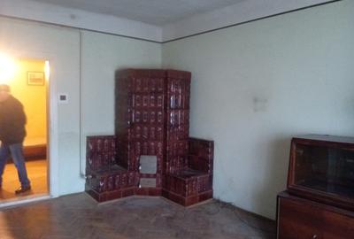 Casă individuală cu 3 camere cu Canalizare în Unirii - 4