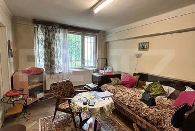 Apartament cu 2 camere semidecomandat, mobilat în Central - 1