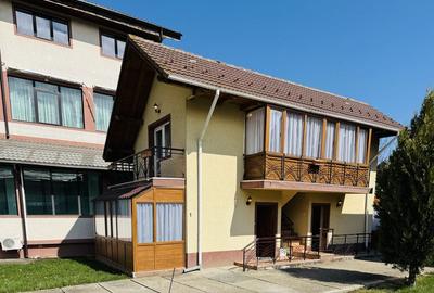 Casă cu 4 camere în Bran - 8