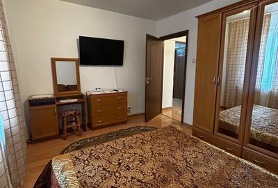 Apartament cu 2 camere, mobilat în 9 Mai
