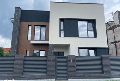 Casă cu 4 camere în Central