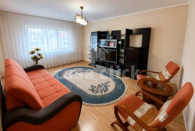 Apartament cu 3 camere decomandat în Siderurgiștilor