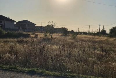 Teren de 815 mp, în Vladimirescu