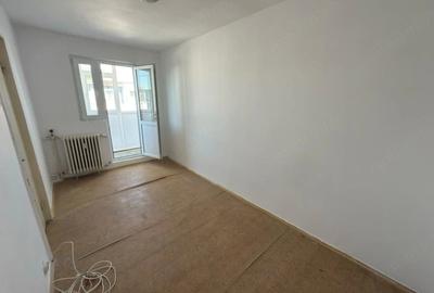 Apartament cu 2 camere semidecomandat în Malu Roșu