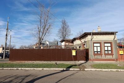 Casă cu 3 camere cu Teren 150 Mp în Dorobanți