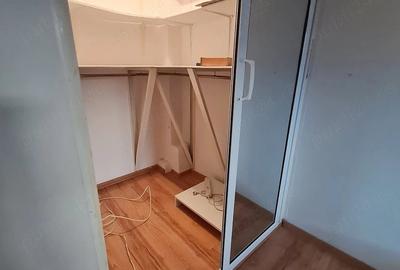 Apartament cu 3 camere decomandat în Crihala