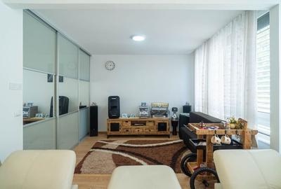 Apartament cu 2 camere decomandat în UTA