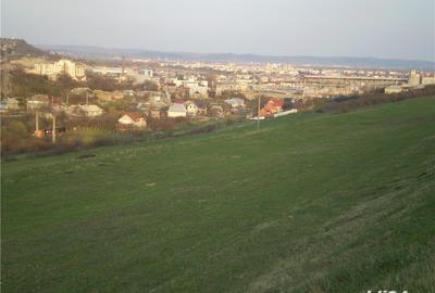 Teren de 1000 mp, în Central - 3