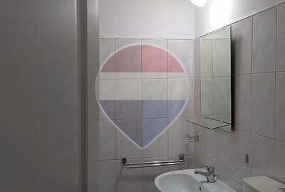 Apartament cu 3 camere în Ultracentral
