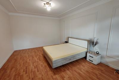 Casă individuală cu 4 camere cu Canalizare în Siderurgiștilor - 2