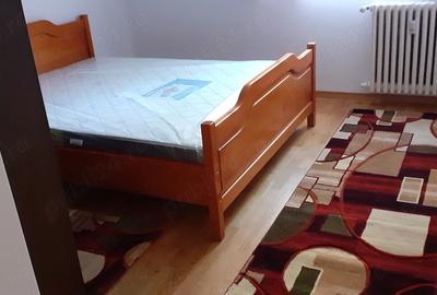 Apartament cu 2 camere semidecomandat în Vatra Luminoasă