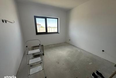 Casă cu 4 camere cu Teren 400 Mp în Clinceni - 10