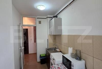 Garsonieră decomandată în Central