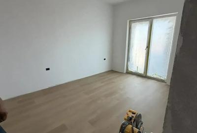 Garsonieră decomandată în Mehala