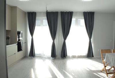 Apartament cu 3 camere semidecomandat în Florești