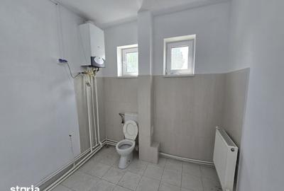 Spațiu comercial, de 100 mp, în Zona industrială - 7