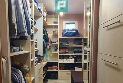 Apartament cu 3 camere decomandat, mobilat în P-ța Doina - 8