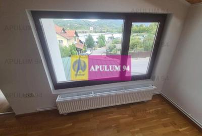 Casă individuală cu 9 camere decomandat cu Canalizare în Central - 9