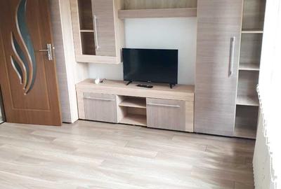 Apartament cu 2 camere decomandat în Petru Rareș