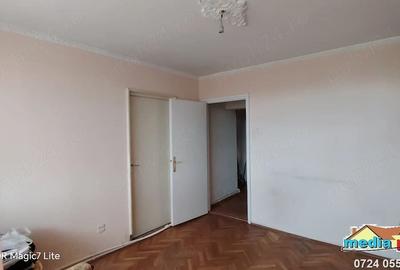 Apartament cu 3 camere decomandat în Piscu - 1