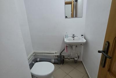 Spațiu comercial, de 68 mp, în Republicii - 1