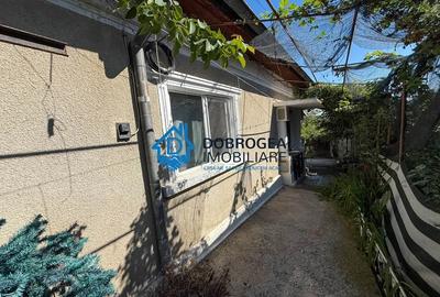Casă cu 4 camere cu Teren 344 Mp în Păcii
