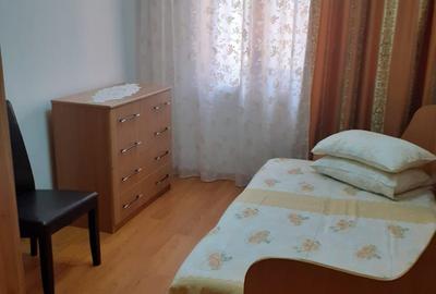 Apartament cu 3 camere decomandat în Brotăcei - 3