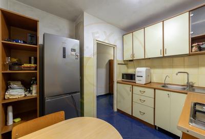 Apartament cu 3 camere decomandat, mobilat în Lacul Tei - 11