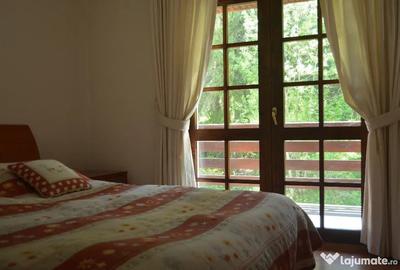 Apartament cu 4 camere decomandat în Cioplea - 2