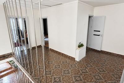 Casă cu 7 camere cu Teren 270 Mp în Dămăroaia - 9