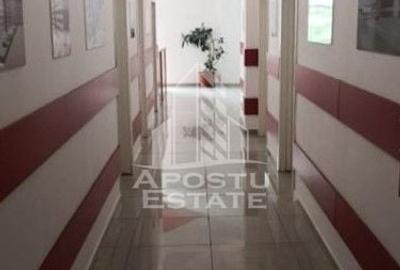 Spațiu comercial, de 500 mp, în UTA - 5