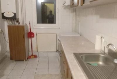 Apartament cu 3 camere semidecomandat în Central - 5