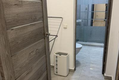Apartament cu 2 camere decomandat în Micro 1
