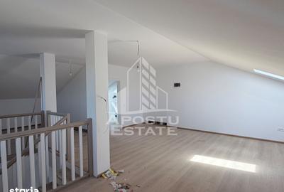 Casă cu 5 camere cu Teren 300 Mp în Dumbrăvița