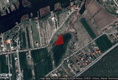 Teren de 2468 mp, în Snagov