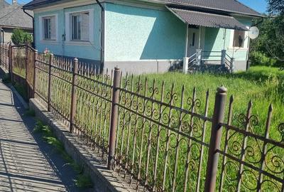 Casă cu 3 camere cu Teren 882 Mp în Central - 2