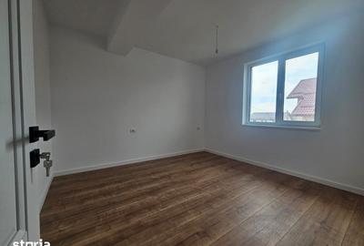 Casă cu 4 camere cu Teren 160 Mp în Valea Lupului