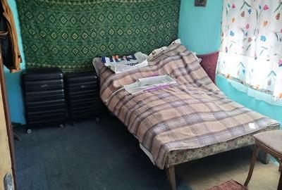 Casă cu 3 camere cu Teren 900 Mp în Gâlcești