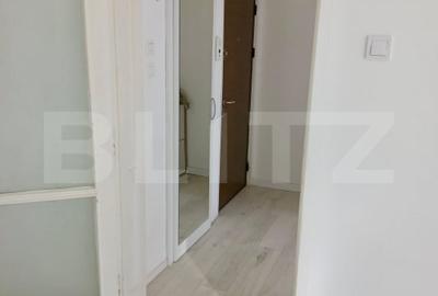 Apartament cu 2 camere semidecomandat, mobilat în Tractorul