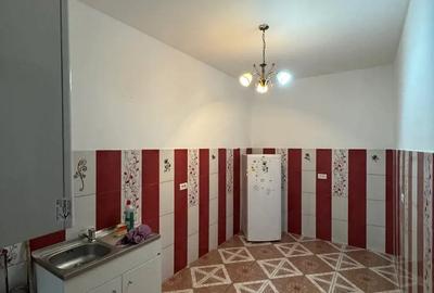 Casă cu 2 camere în Central