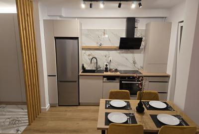 Apartament cu 2 camere decomandat în Gară