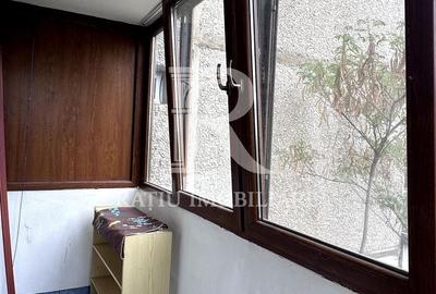 Apartament cu 3 camere decomandat în Cantemir - 13