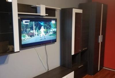Garsonieră semidecomandată, mobilată în Piața Centrală
