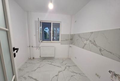 Apartament cu 3 camere decomandat în Dristor - 18