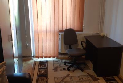 Apartament cu 2 camere decomandat, mobilat în Bălcescu - 9