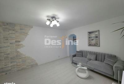 Apartament cu 3 camere semidecomandat în Gorjului