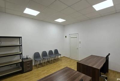 Spațiu comercial, de 25 mp, în Central - 1