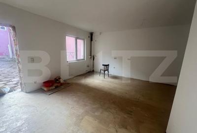 Apartament cu 2 camere semidecomandat în Decebal